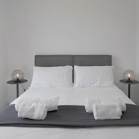 Baseventuno 4 Bilocale Apartment Sirmione Ngoại thất bức ảnh