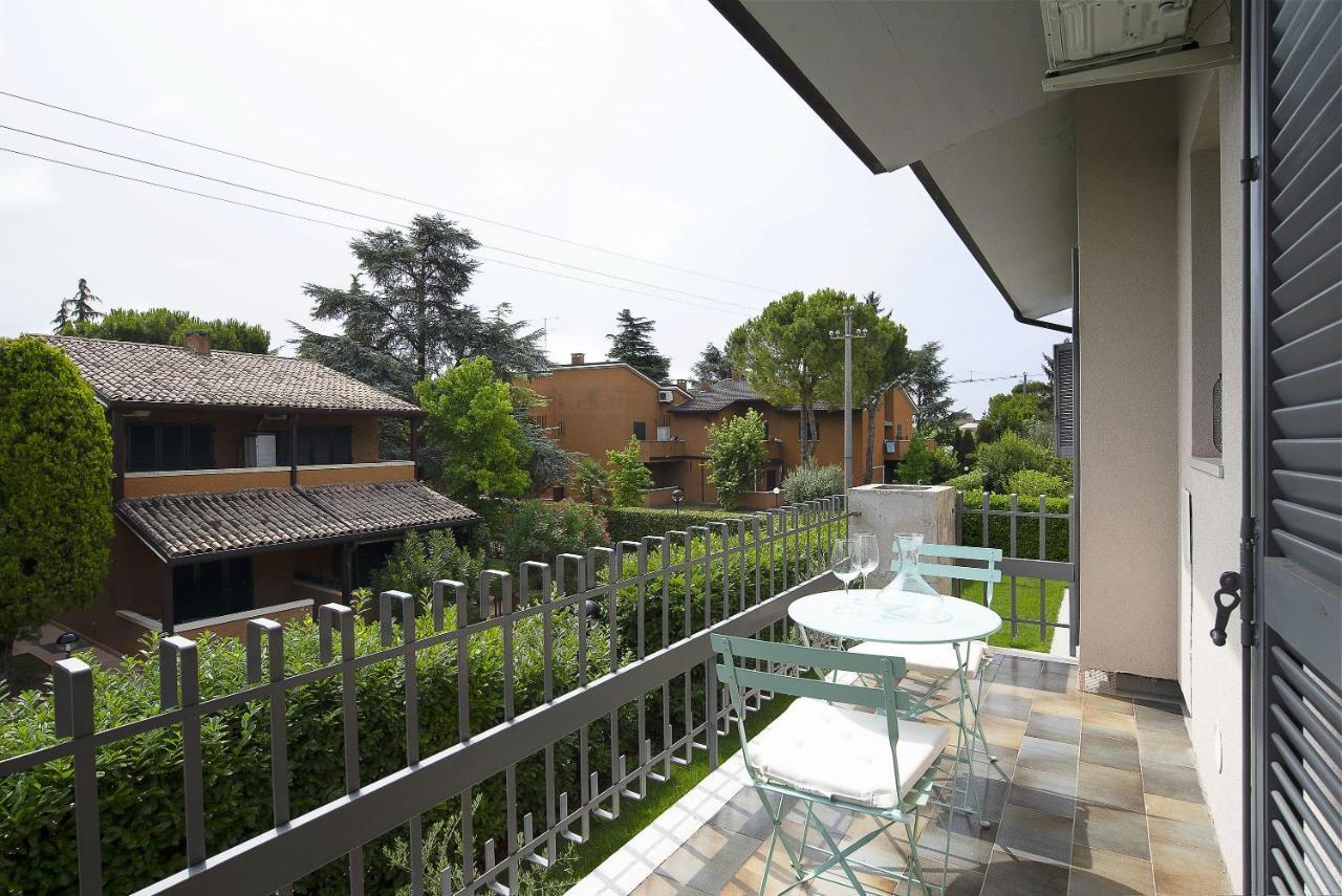 Baseventuno 4 Bilocale Apartment Sirmione Ngoại thất bức ảnh