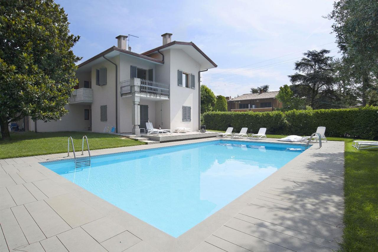 Baseventuno 4 Bilocale Apartment Sirmione Ngoại thất bức ảnh