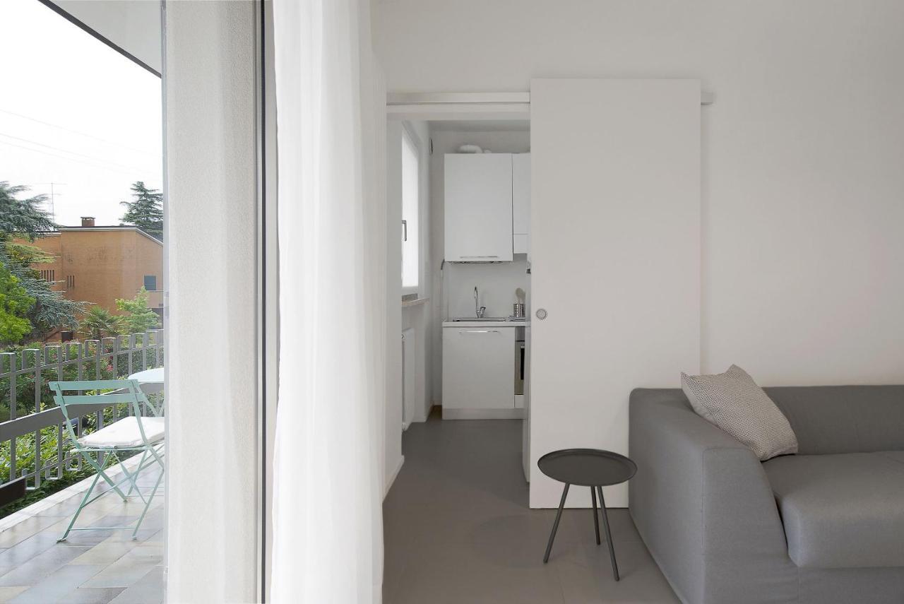 Baseventuno 4 Bilocale Apartment Sirmione Ngoại thất bức ảnh
