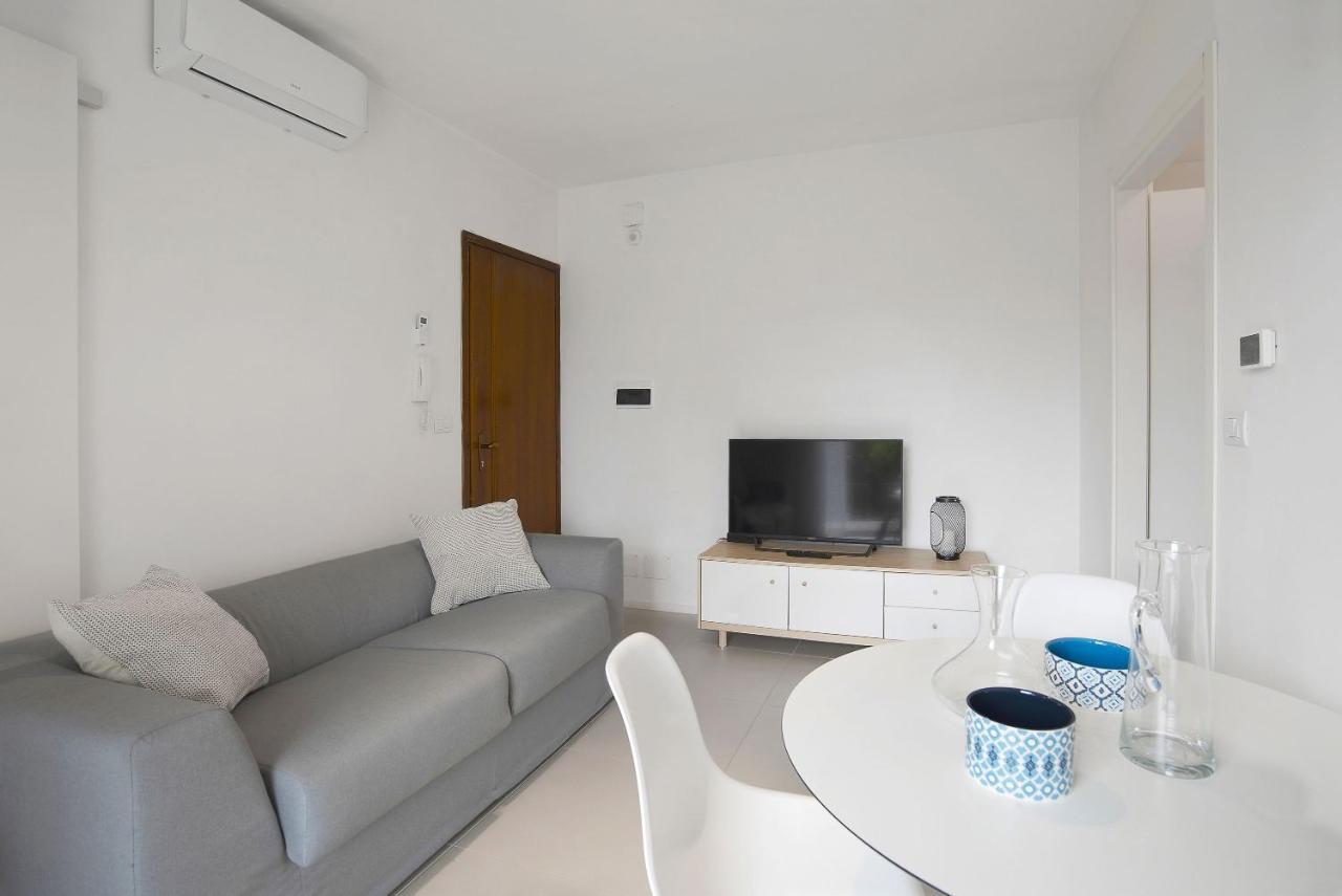 Baseventuno 4 Bilocale Apartment Sirmione Ngoại thất bức ảnh