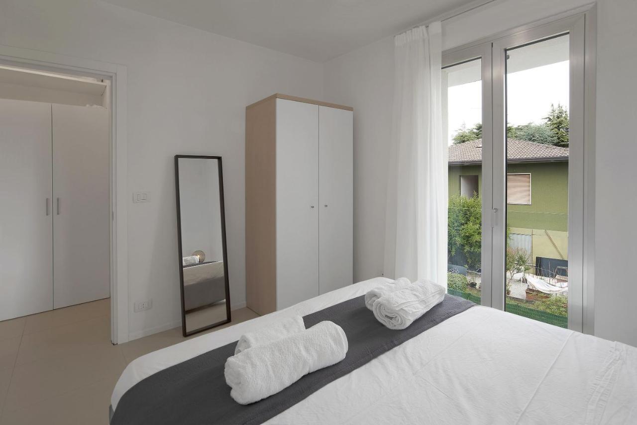 Baseventuno 4 Bilocale Apartment Sirmione Ngoại thất bức ảnh