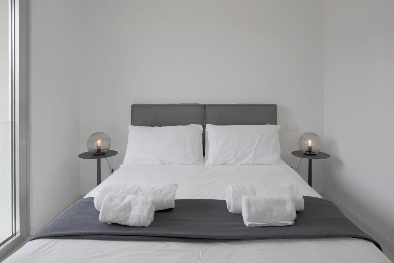 Baseventuno 4 Bilocale Apartment Sirmione Ngoại thất bức ảnh